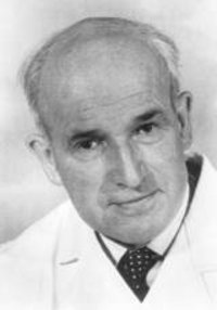 Portraitfoto von Rudolf Schoen