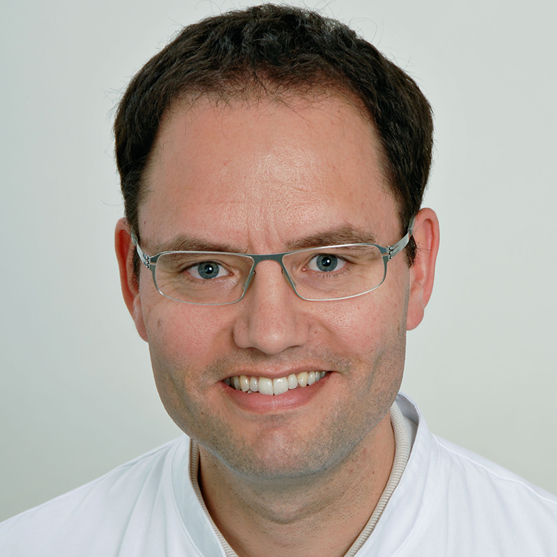 Portraitfoto Prof. Dr. med. Nils Venhoff