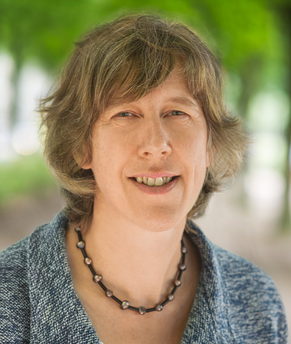 Portraitfoto von Ursula Faubel